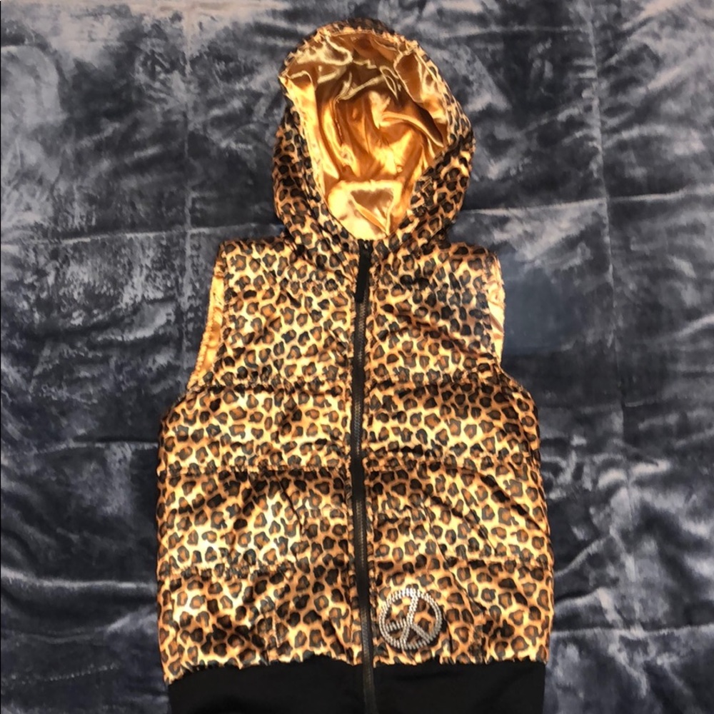 Girls cheetah print vest